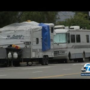 ‘Vanlords’ in Los Angeles: Homeless call RV’s that offer safe haven and runt else home
